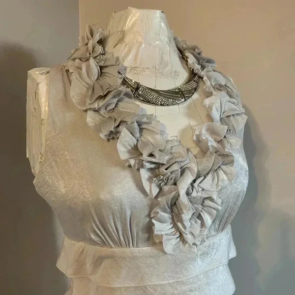 London Times Iridescent Shutter Pleat Dress - Picture 4 of 6